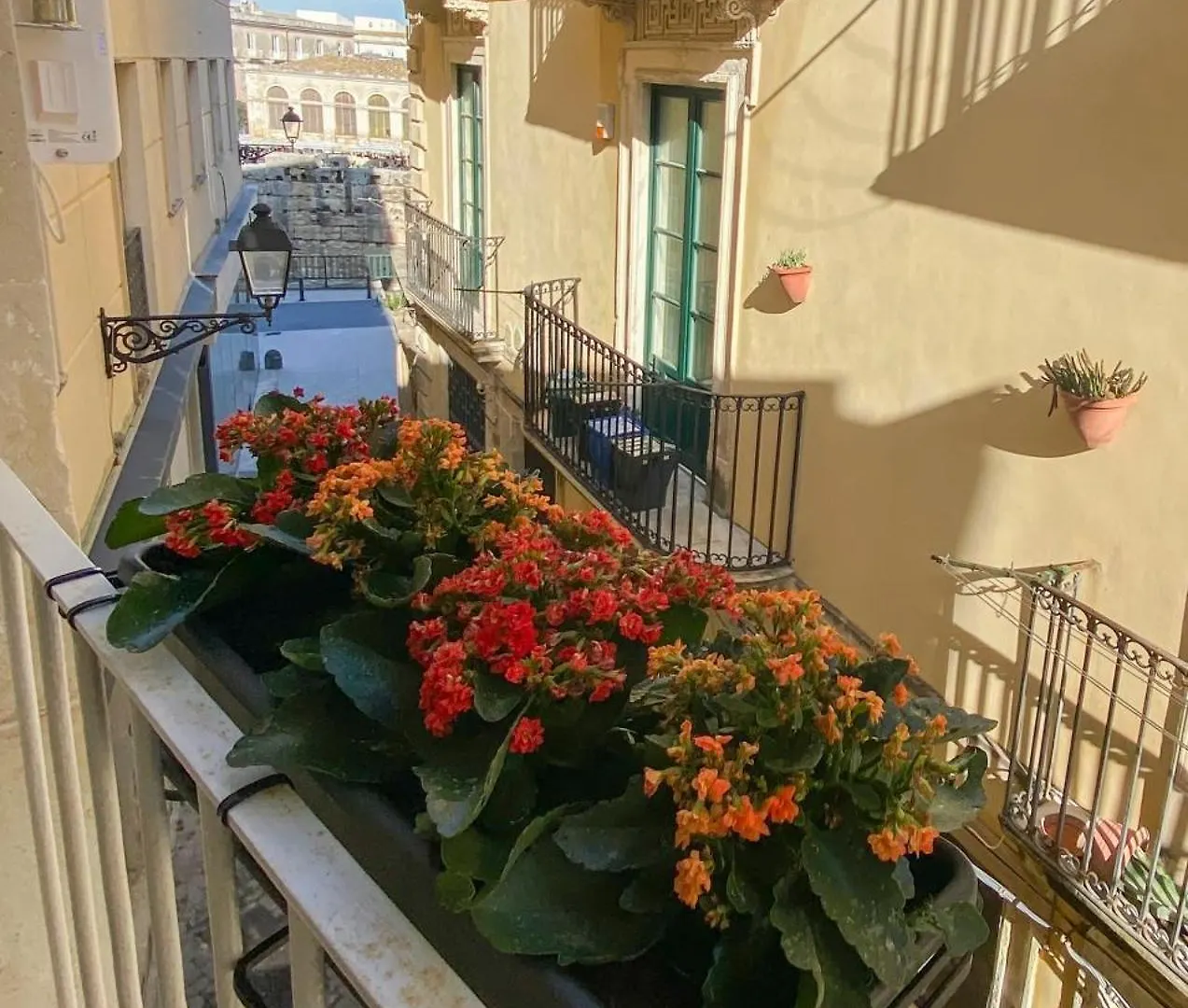 Artemide House - Bilocale Ortigia Wifi Apartment Syracuse Italy